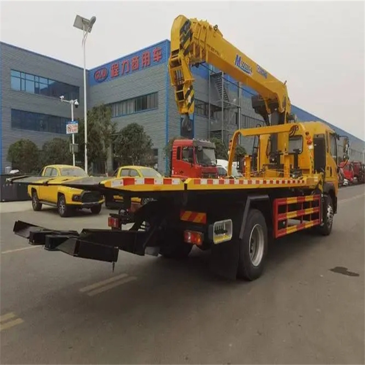 新华镇附近小随车吊出租电话，轻松解决搬运烦恼