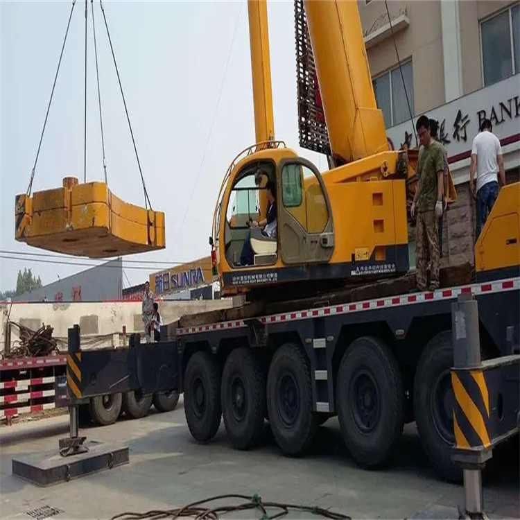 新华镇当地吊车出租|机器吊装|75吨|工厂搬迁服务